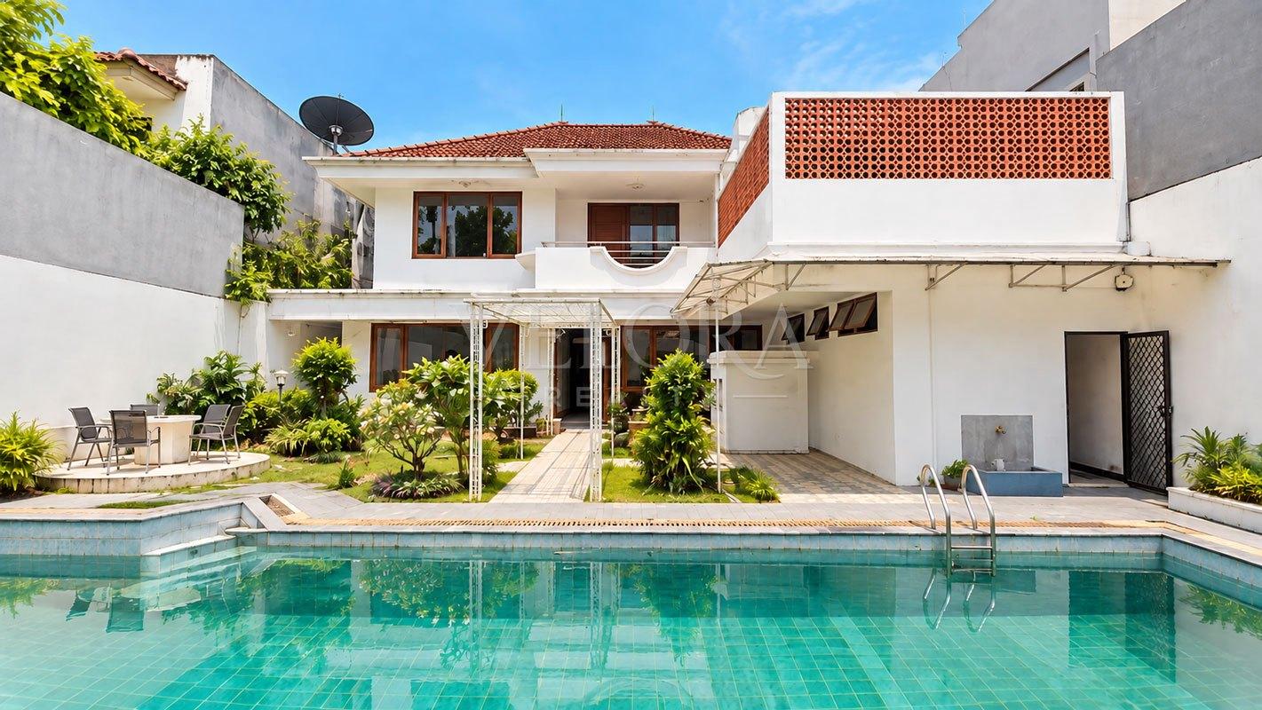 Aset Langka Menteng LT 760m² Samping Resto, Cocok Usaha!, foto 4