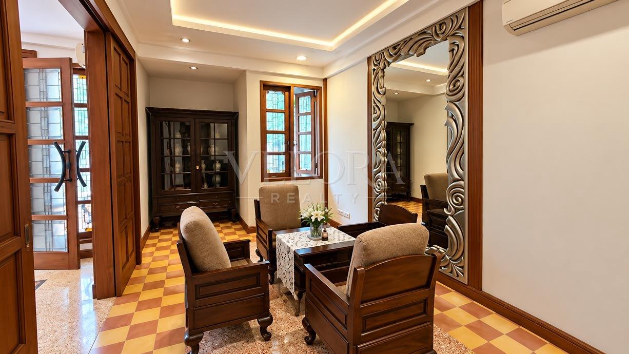 Dijual Rumah Classic Antique Luxury di Menteng, Jakarta Pusat – SHM Ready, foto 6