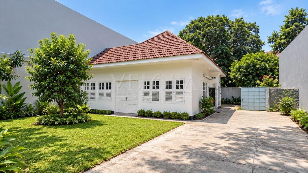 Jual Cepat Rumah Menteng LT 891m² SHM 60 Juta/m² Nego!