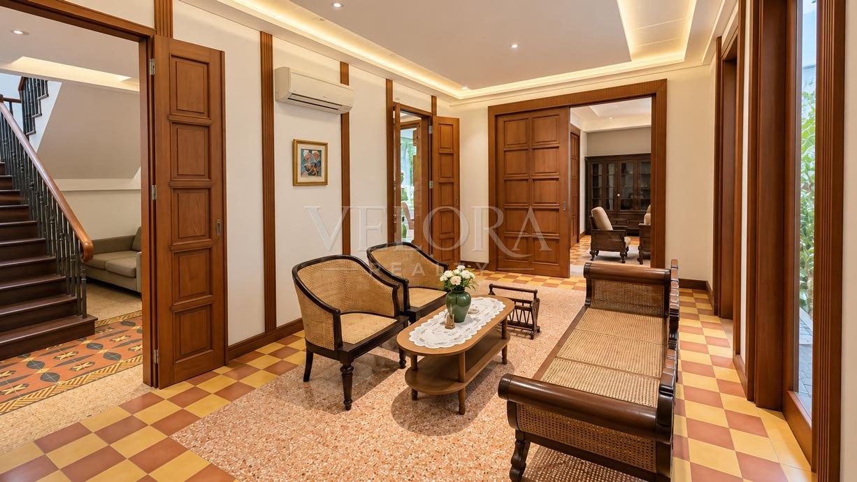 Dijual Rumah Classic Antique Luxury di Menteng, Jakarta Pusat – SHM Ready, foto 7